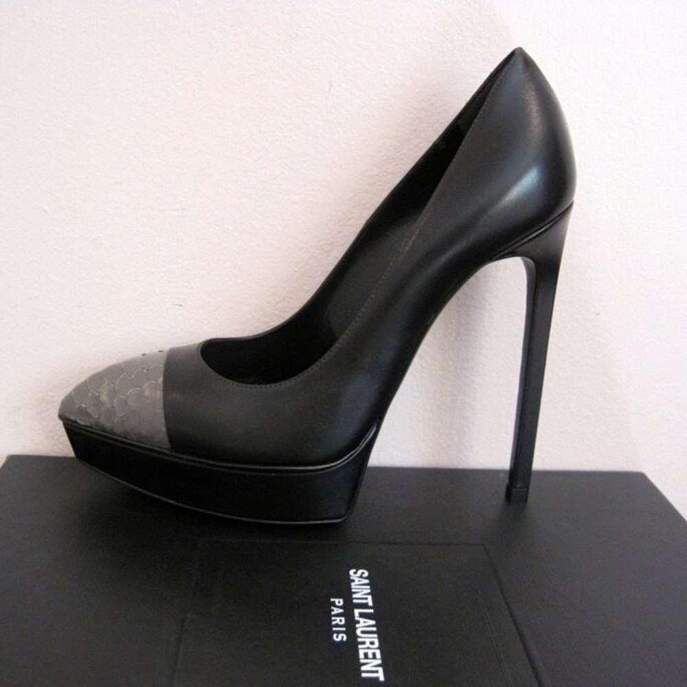YSL Yves Saint Laurent Paris Janis Python Cap Pointy Pumps Shoes 39.5 9.5 $895